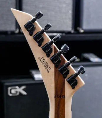 Jackson Guitars - Pro Plus Series Soloist SLA3, Ebony Fingerboard - Snow White 2